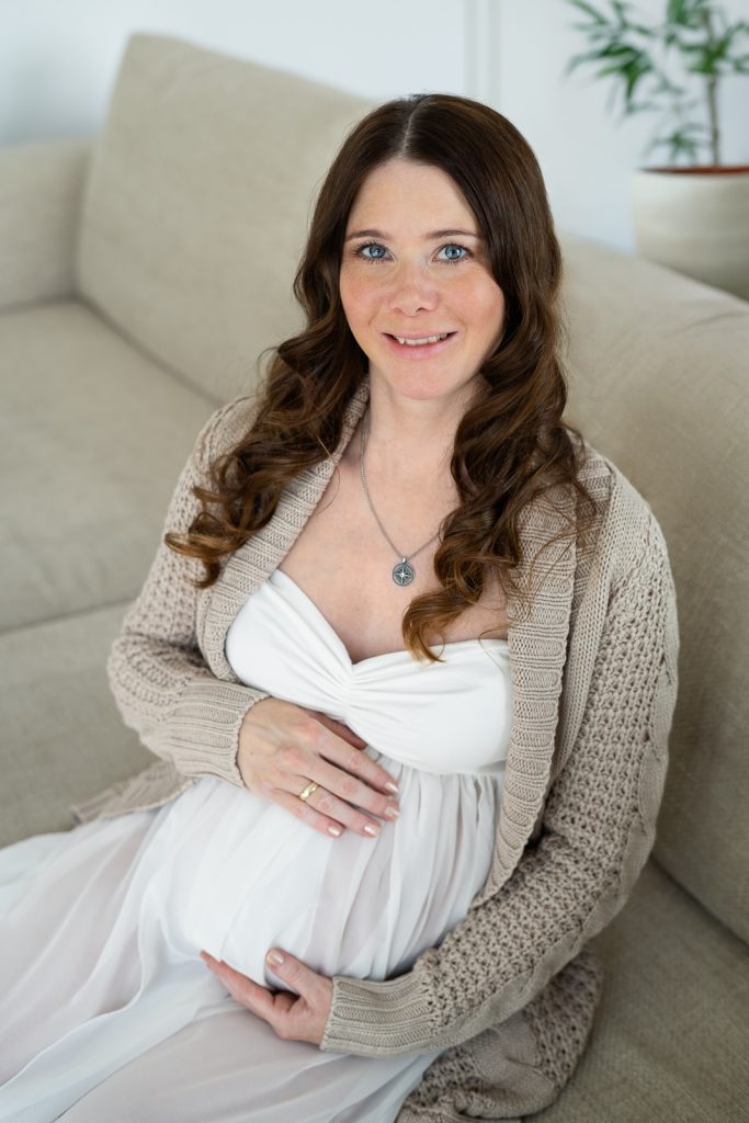 Natalie Heit Photography - Schwangerschaftsbild aus Babybauchshooting Regensburg