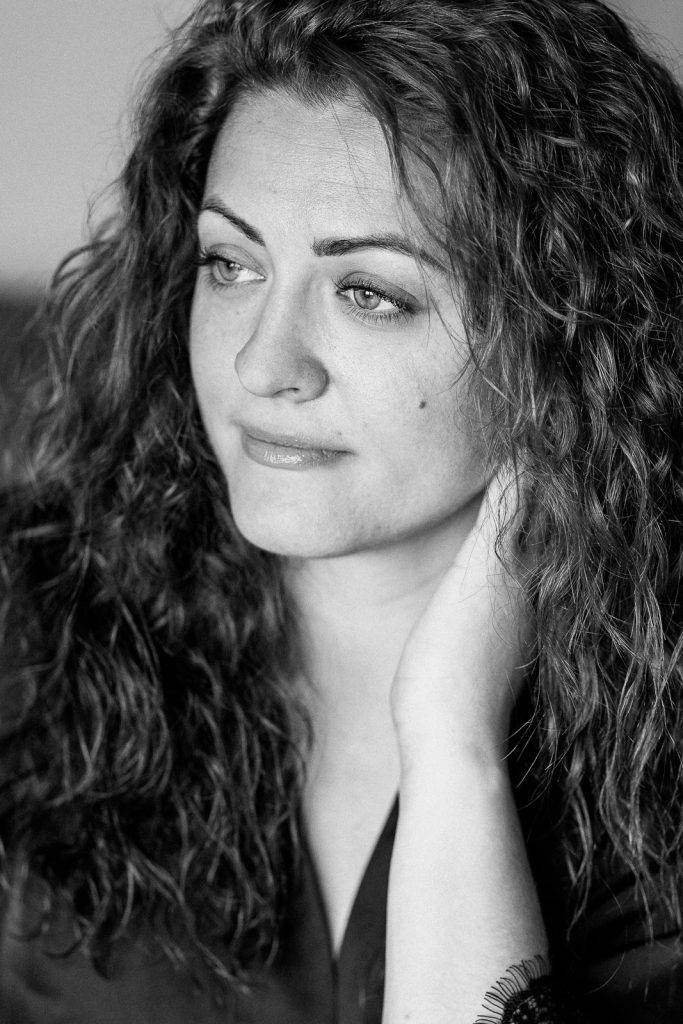 Natalie Heit Photography - Fotografin Regensburg - Frauenportrait schwarz-weiß